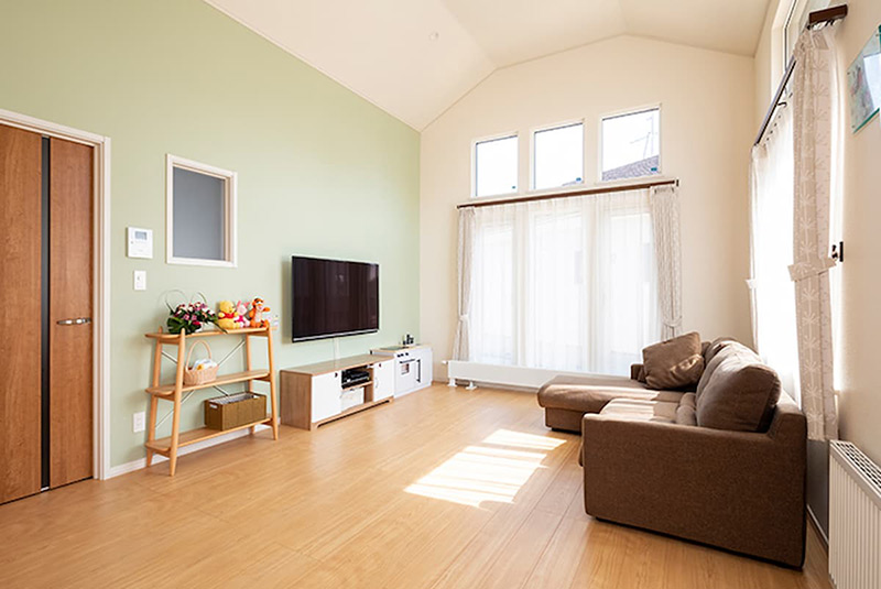 どこにいても家族の気配が感じられるあたたかな住まい