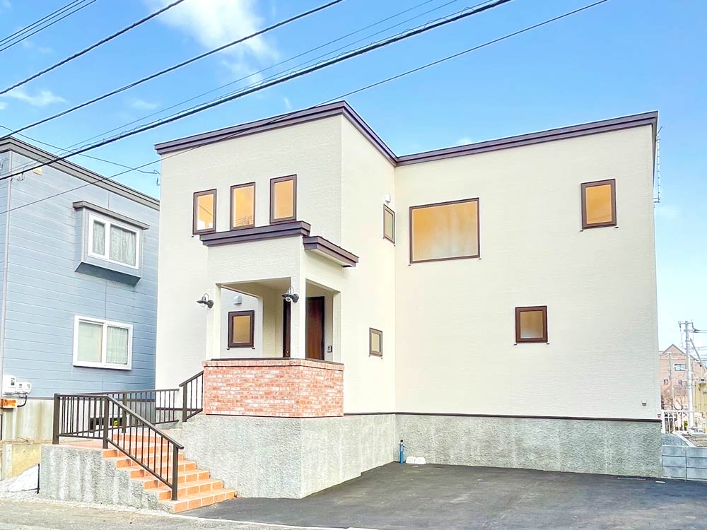 札幌 西岡のモデルハウス クイーンズ 外観