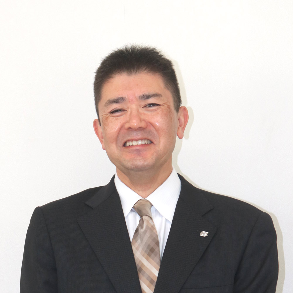 登坂 寿春