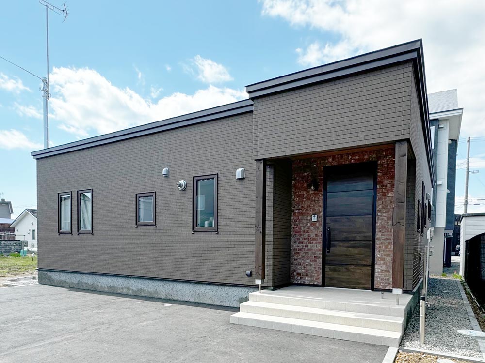 苫小牧市 澄川町のモデルハウス オールバニ 外観