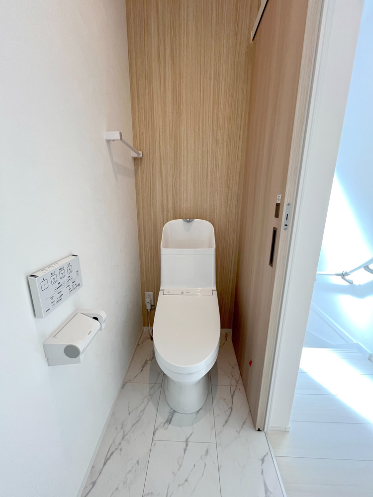 札幌市 本町のモデルハウス レヴィ 2階トイレ