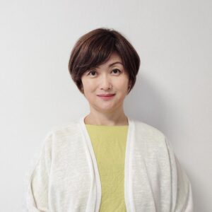 安田 香織
