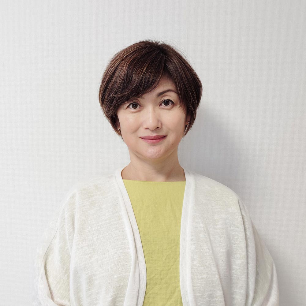 安田 香織