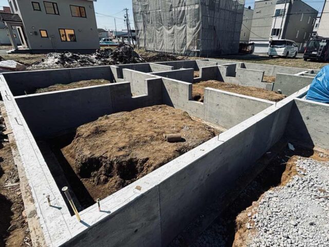 基礎完成
